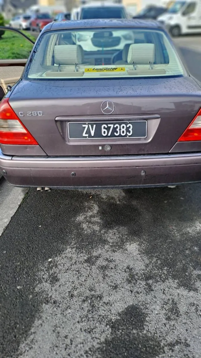 Mercedes C280 - Image 3
