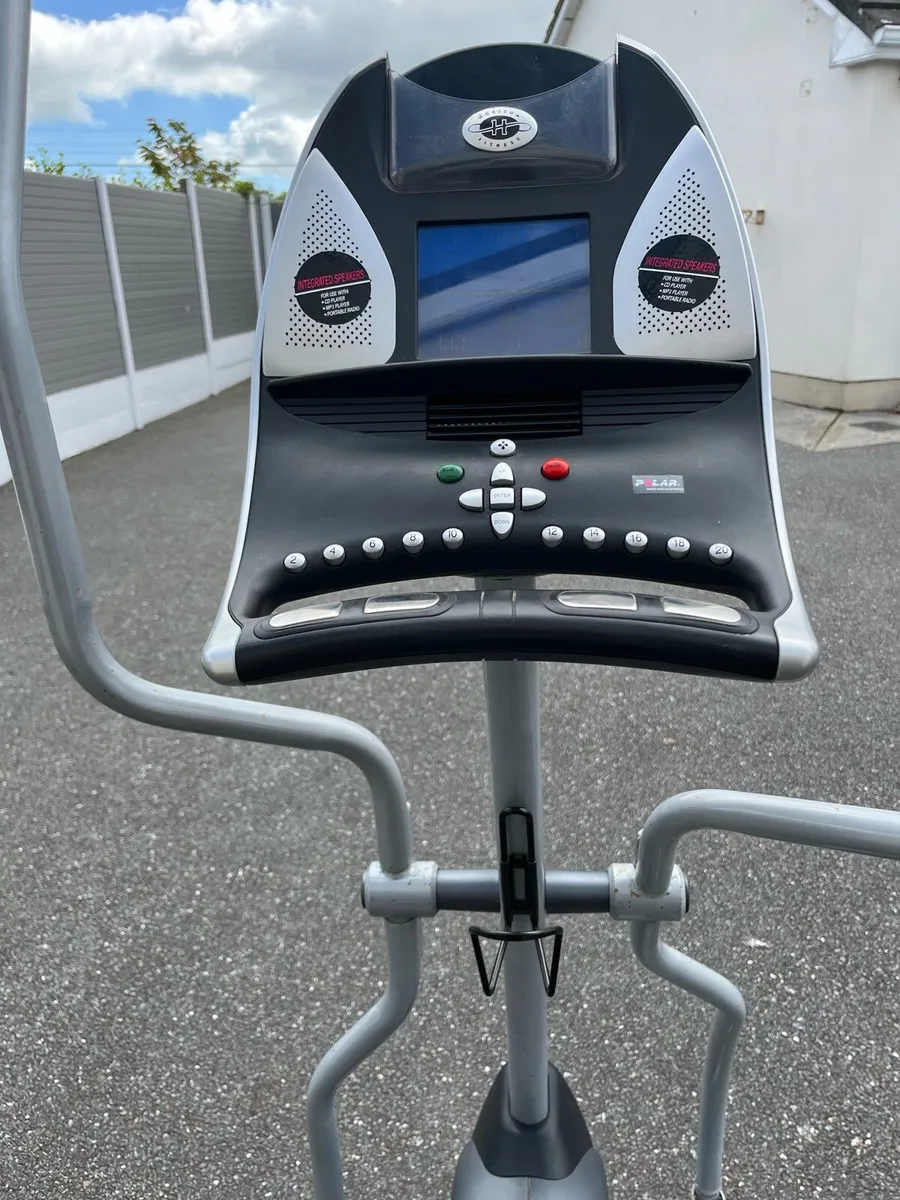 Cross trainer - Image 3