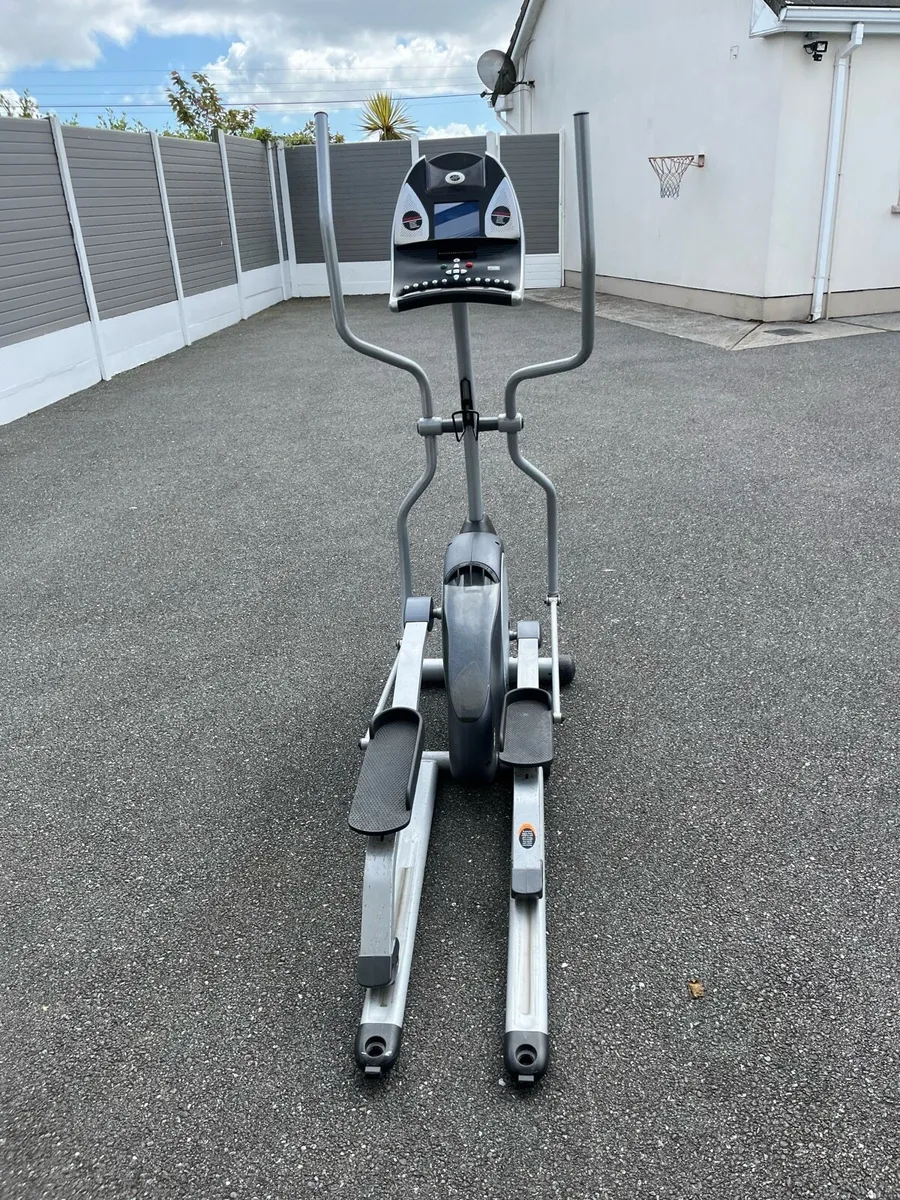 Cross trainer - Image 2