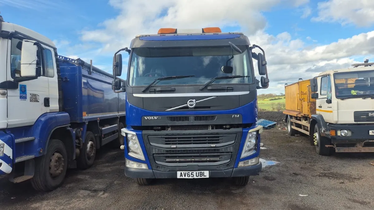 Volvo tipper and man tipper lorry for sale - Image 2
