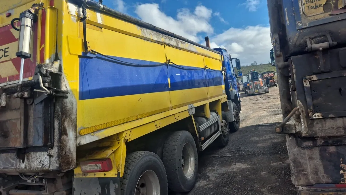 Volvo tipper and man tipper lorry for sale - Image 4