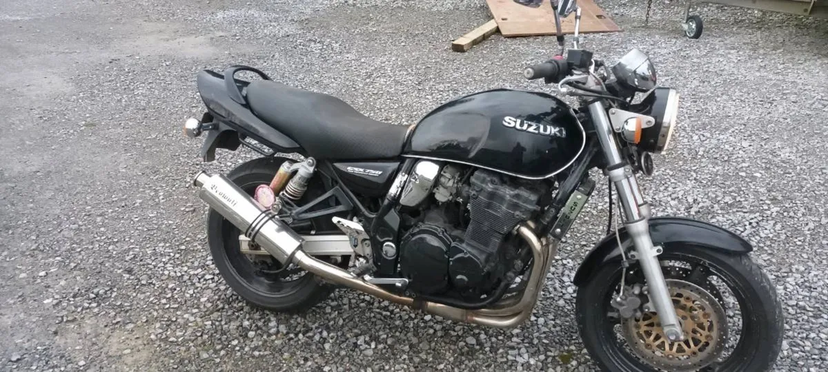 Suzuki gsx 750 - Image 2