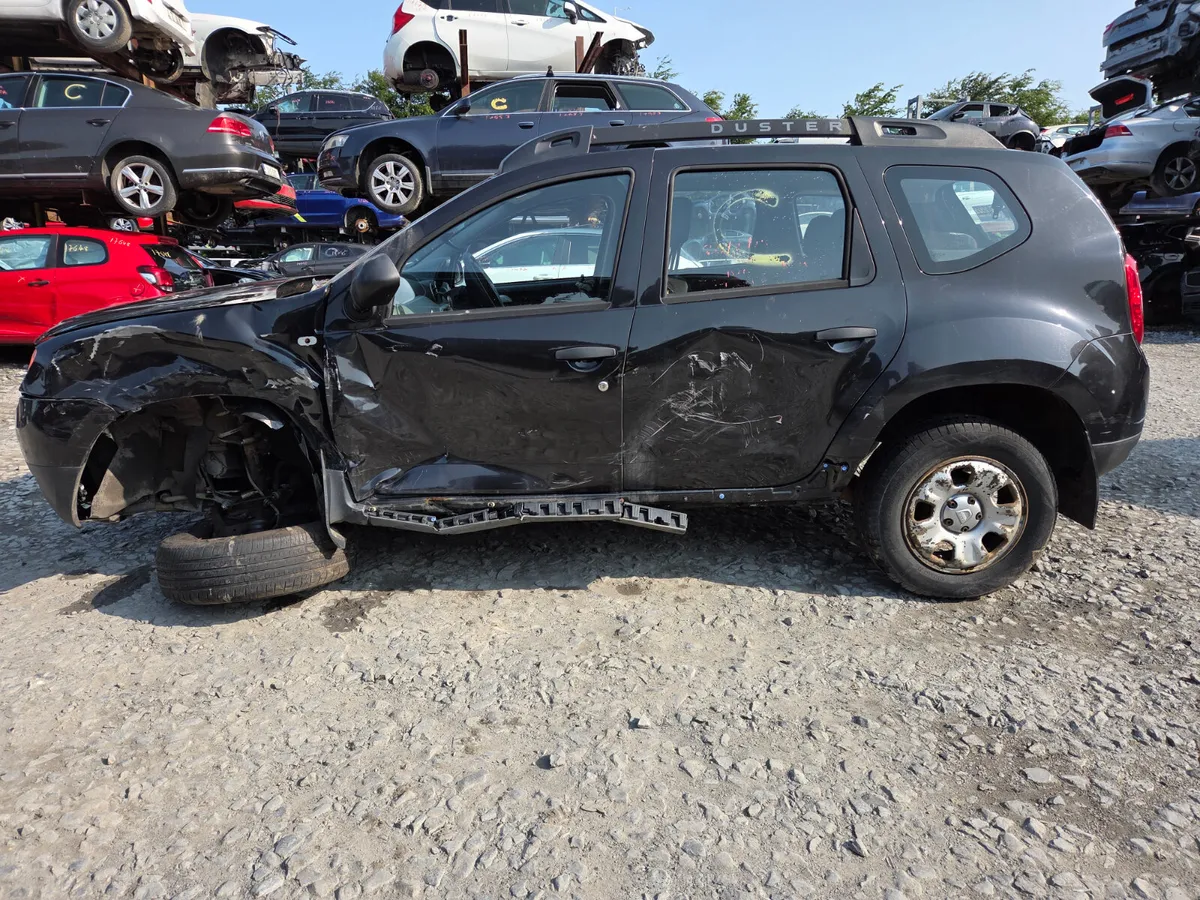 2015 Dacia Duster for Breaking/Dismantling - Image 2