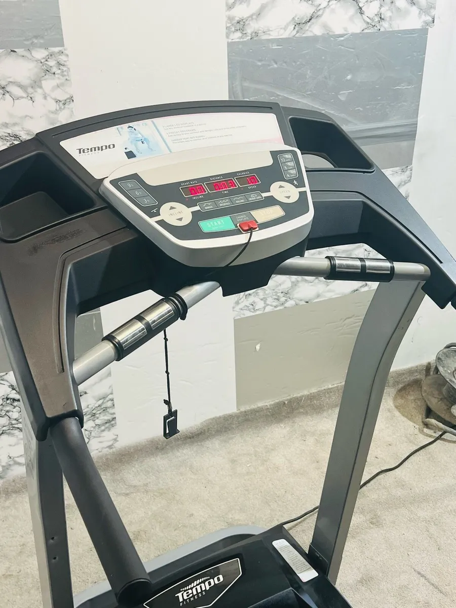 Motorised incline treadmill - Image 4