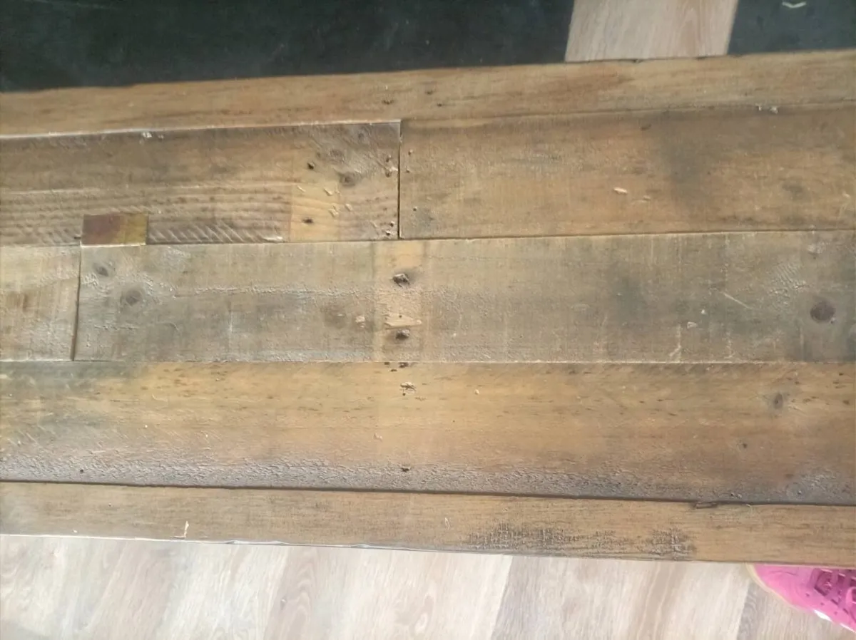 Bench seating - reclaimed wood style - Image 2