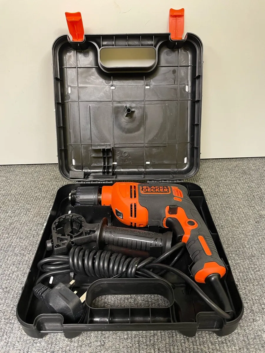 Black and Decker 230v drill - Image 2