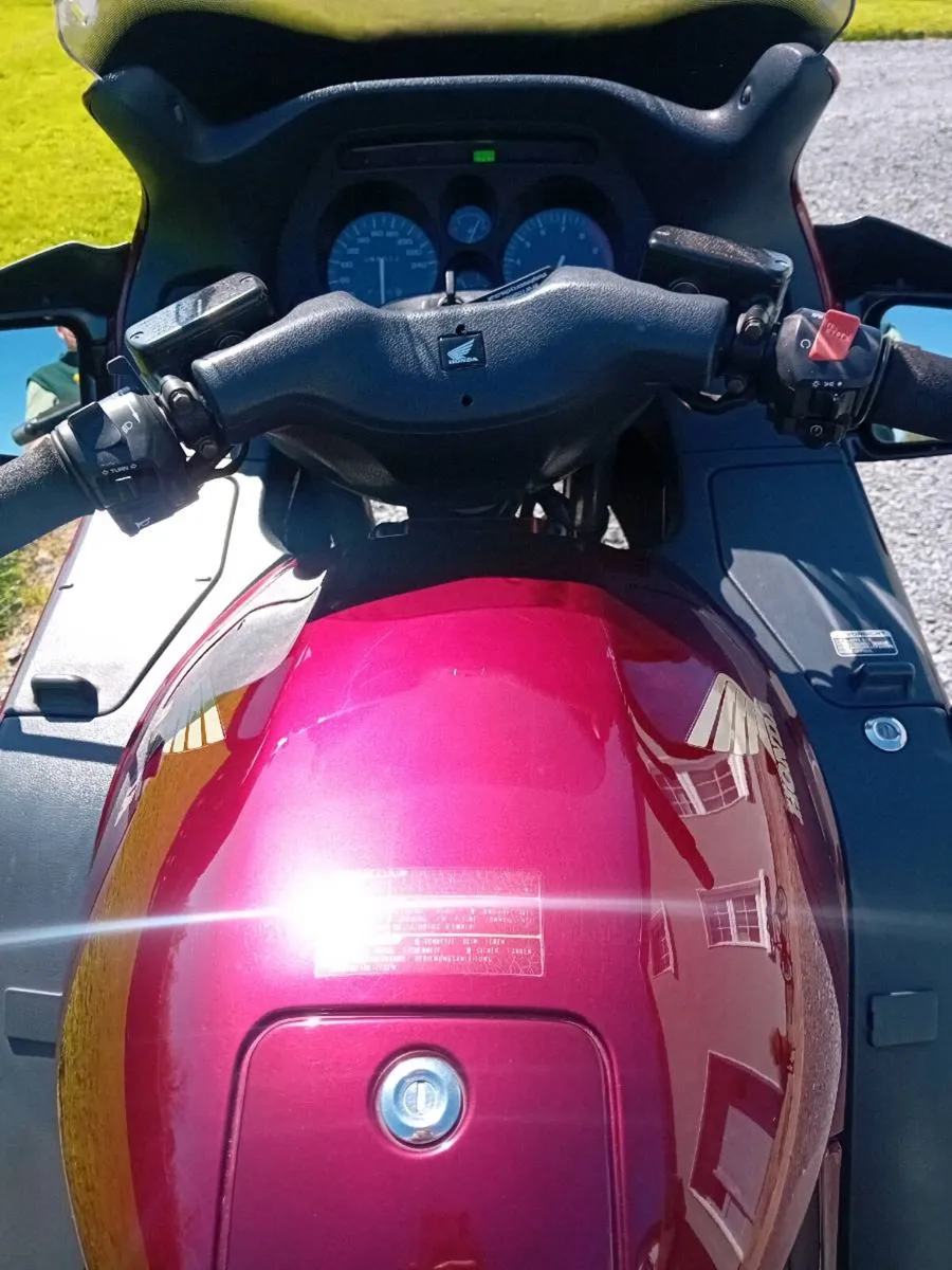 Honda Pan European ST1100 - Image 3