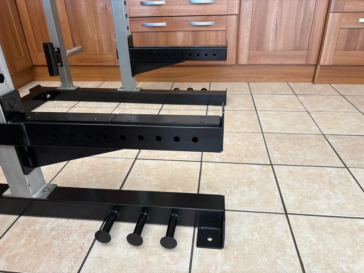 UNBELIEVABLE 450KG RATED SUPER SQUAT RACK!! - Image 4