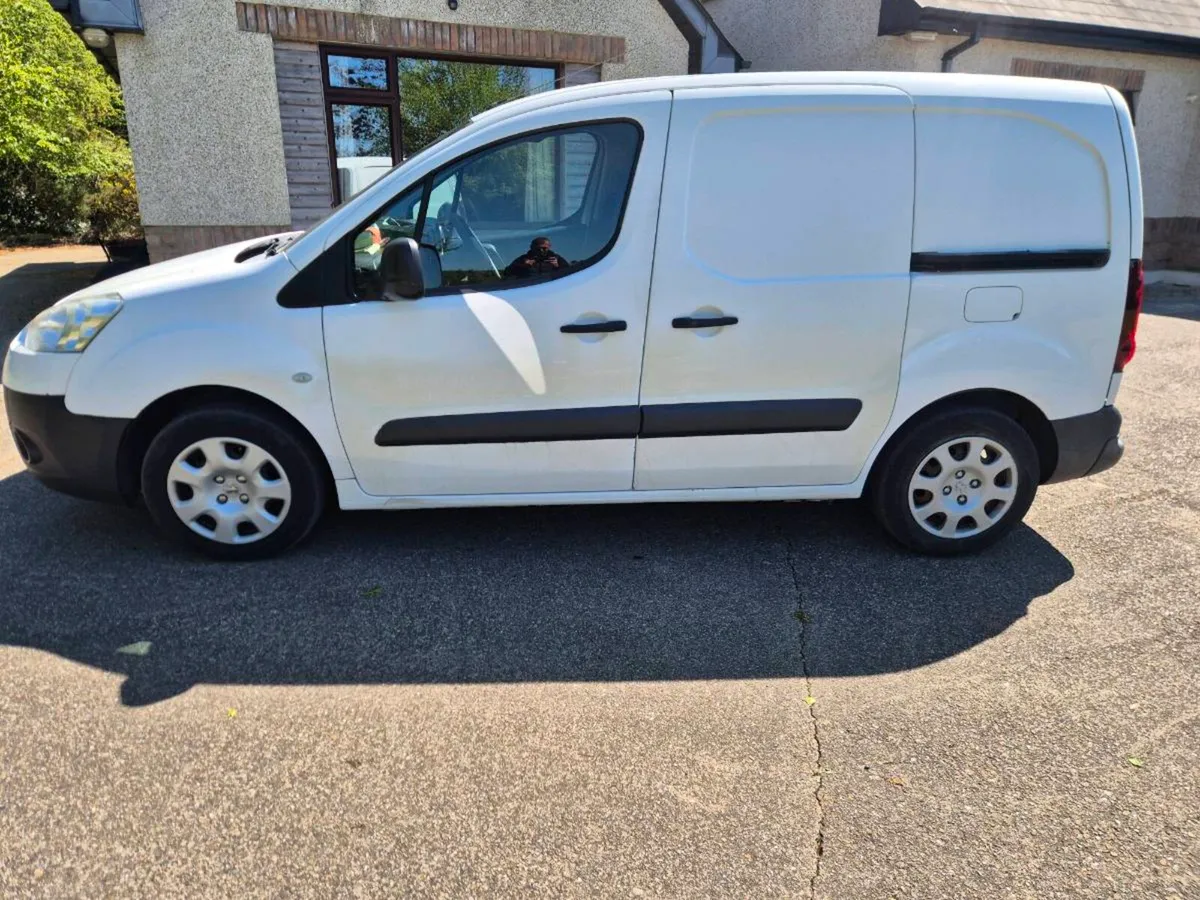 142 peugoet partner - Image 4