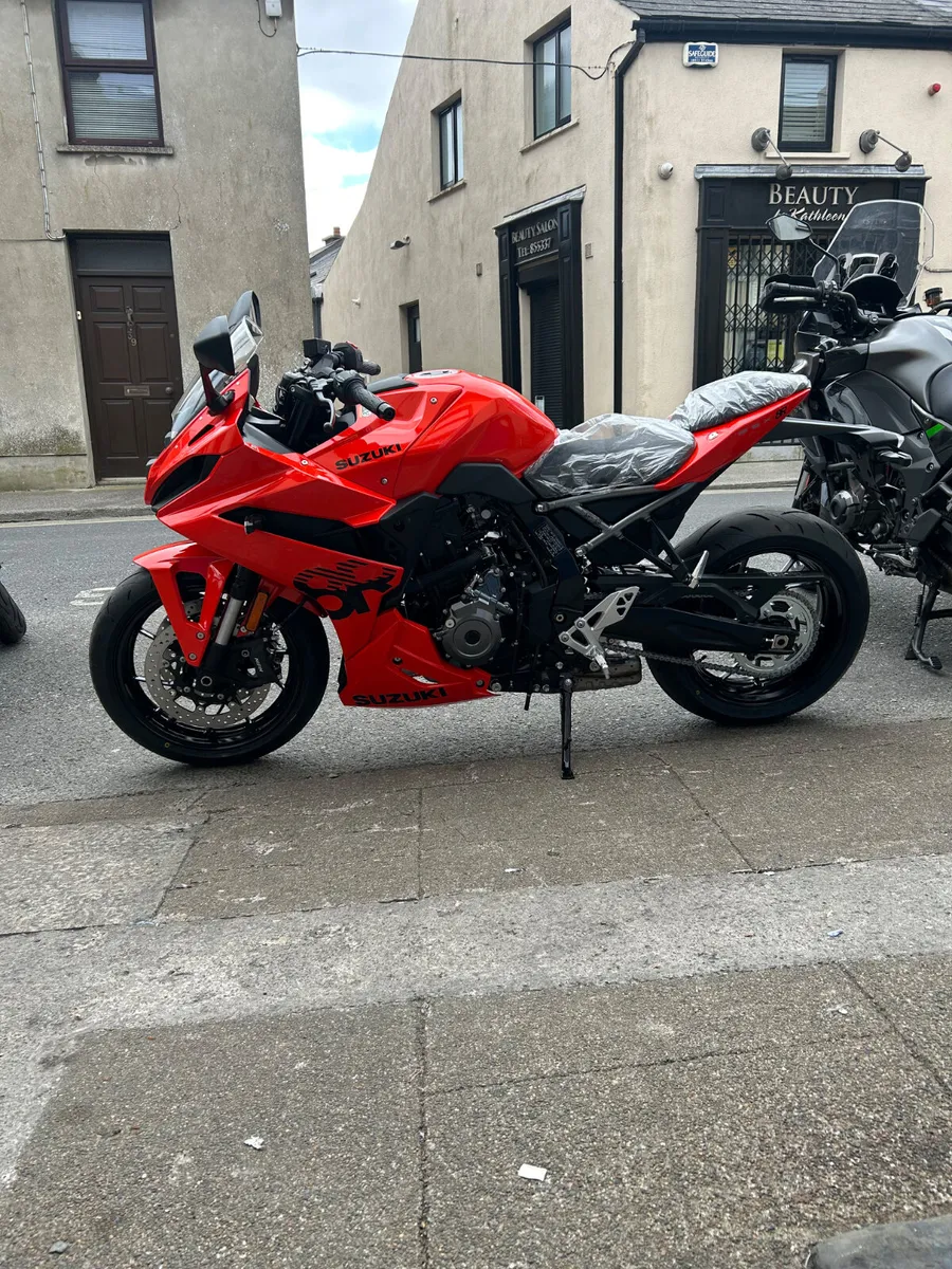 New Suzuki GSX-8R *Special Offer* - Image 2