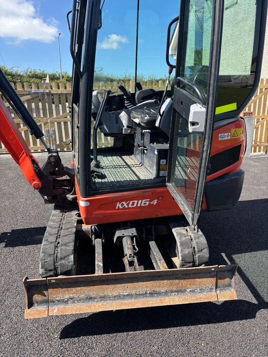 Kubota KX016-4 Mini Digger - Image 4
