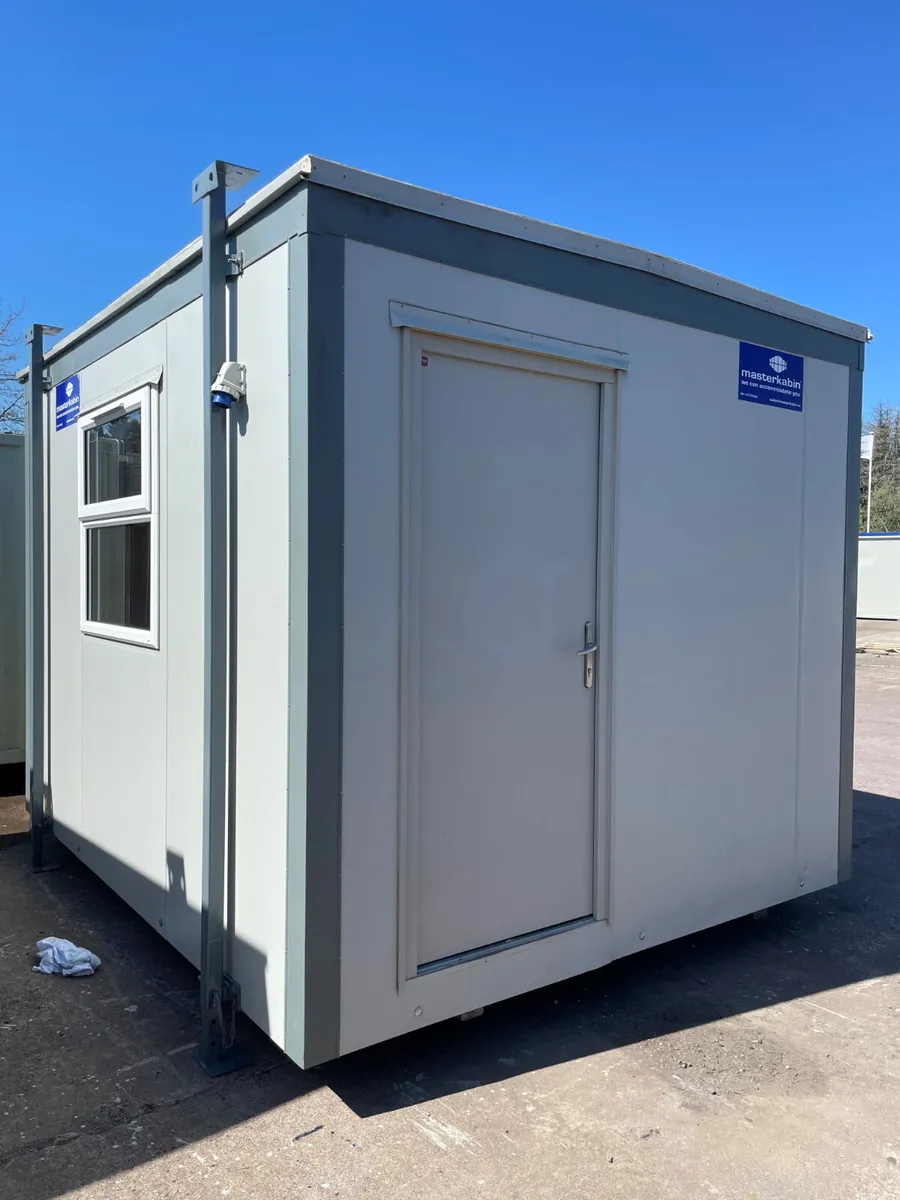 12ft x 10ft Cabin - Image 1