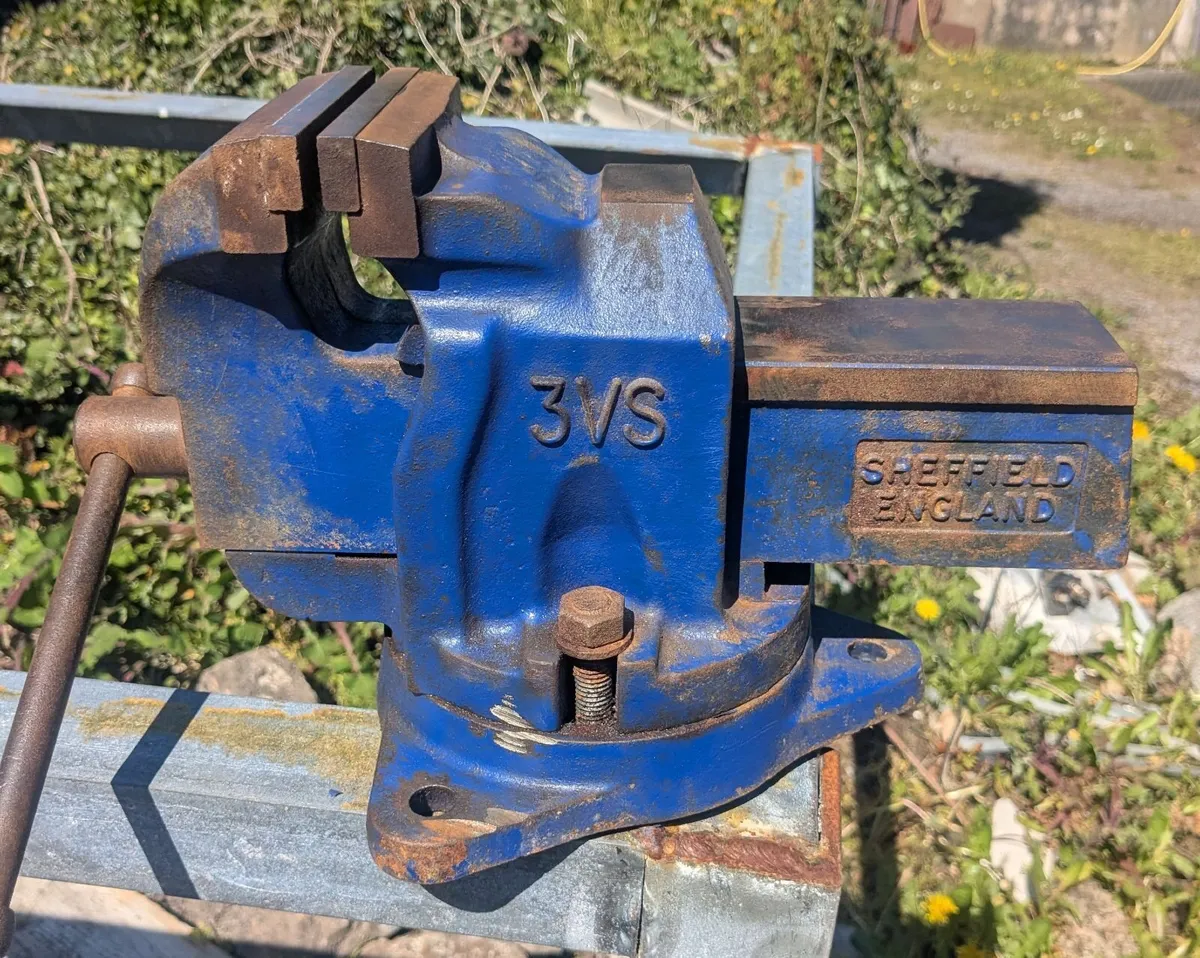 Record swivel vice - Image 4