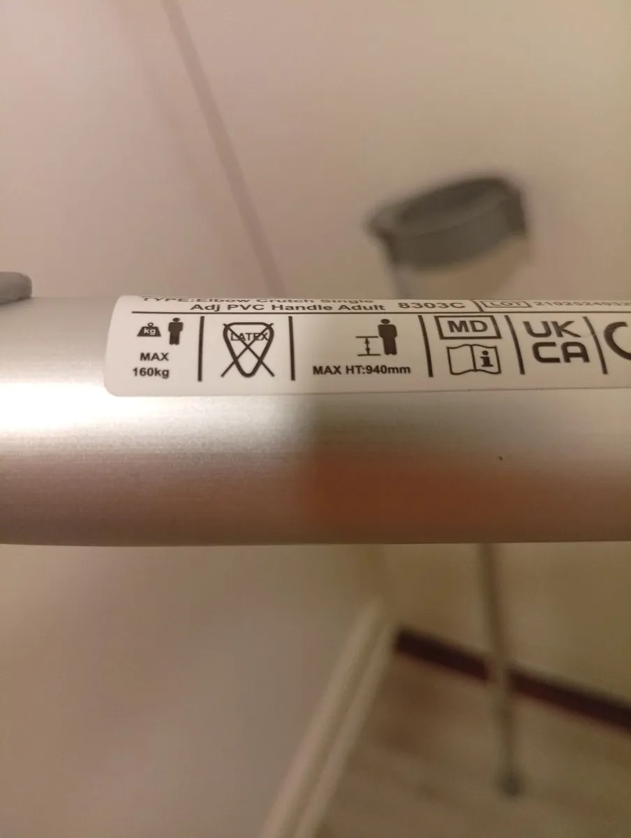 Brand New adjustable crutches pair - Image 2
