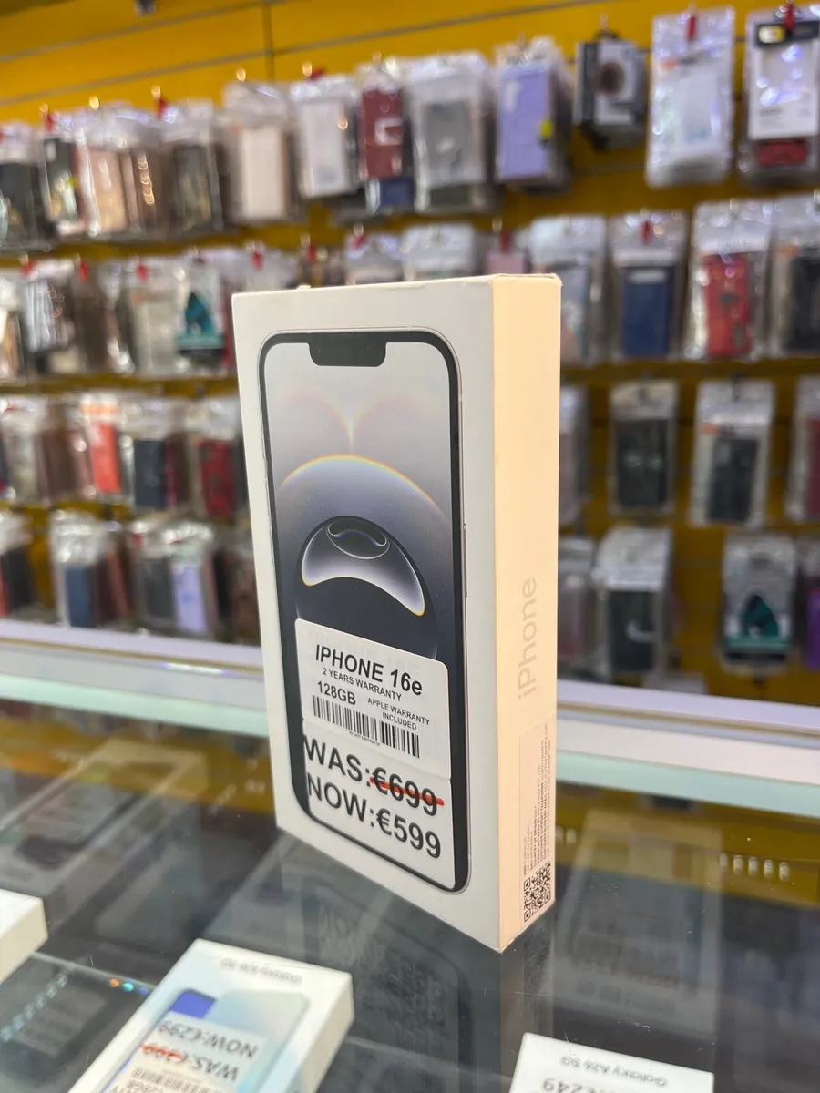 iPhone 16e 2 year warranty 128GB NEW - Image 2