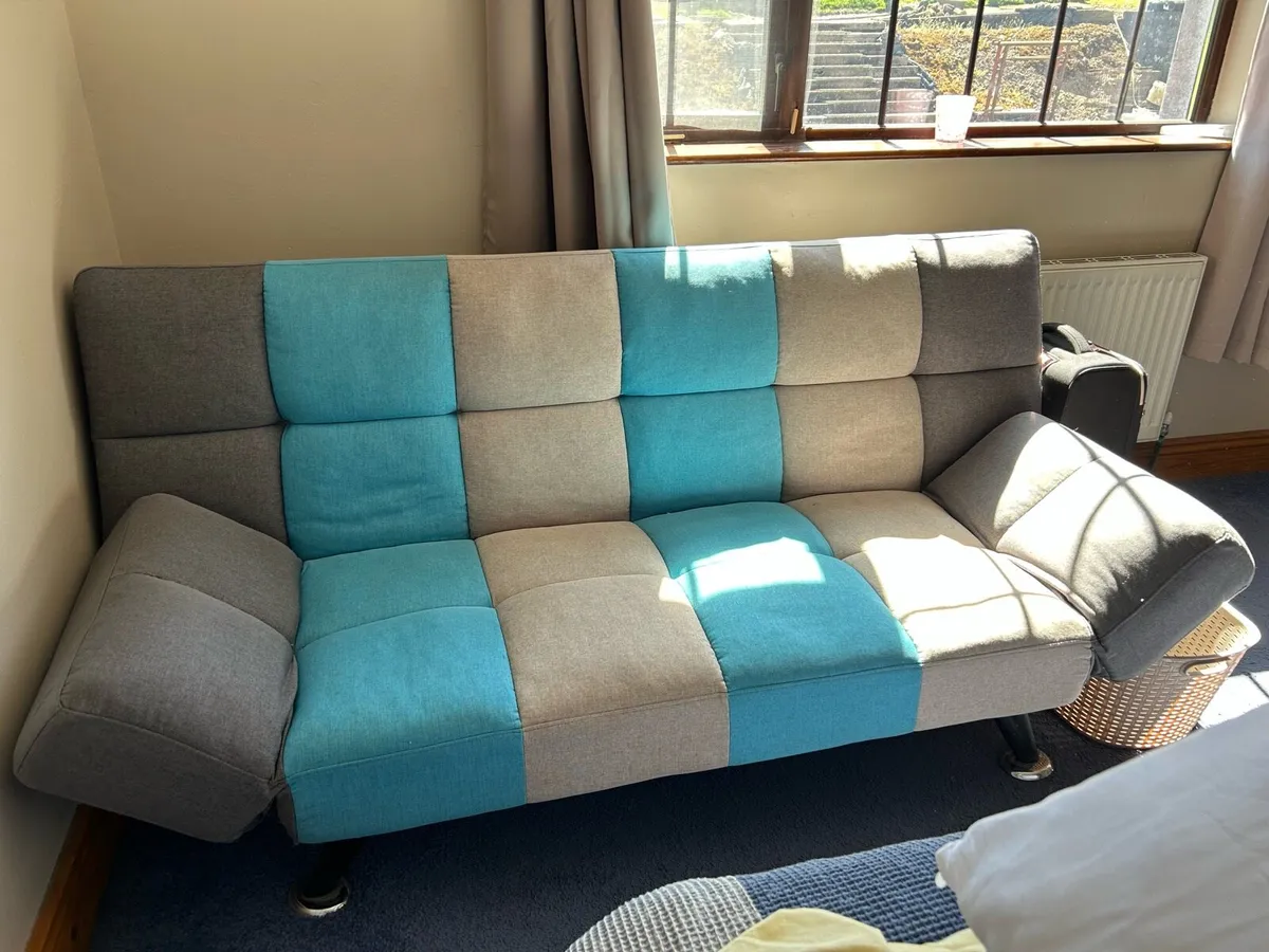 Sofa/Bed - Image 1