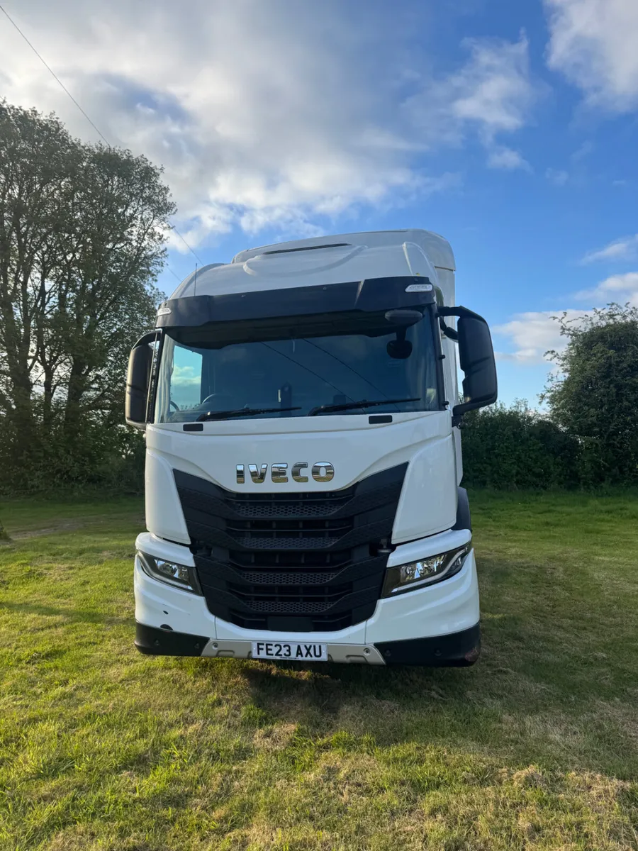 2023 Iveco S-Way 420 – High Roof – Automatic - Image 3