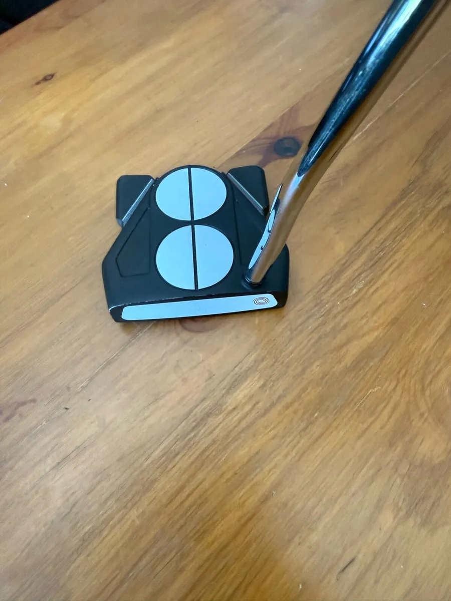 Odyssey Ten 2-Ball Putter 34” - Image 1