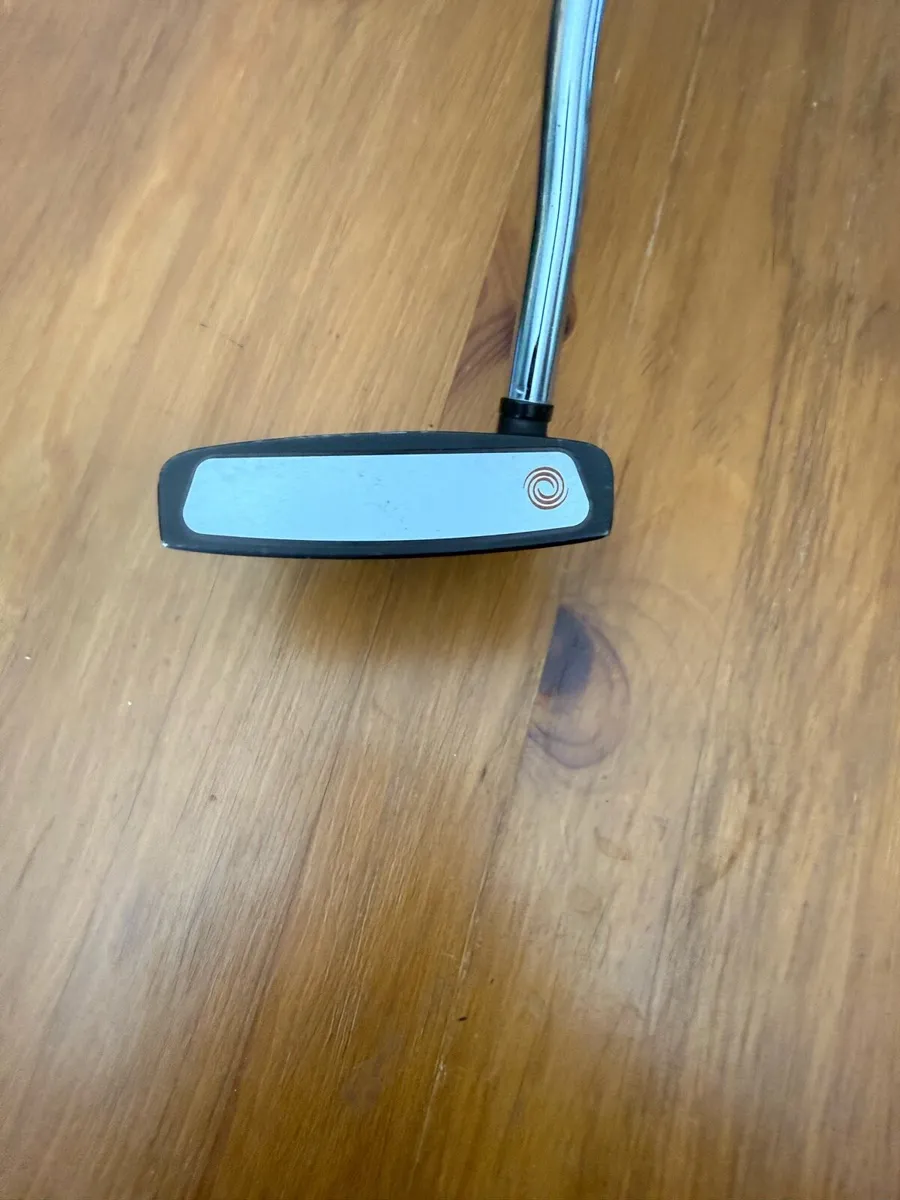 Odyssey Ten 2-Ball Putter 34” - Image 2