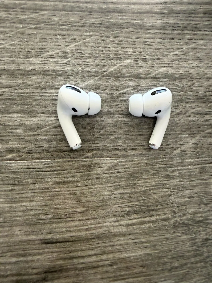 Apple AirPods Pro 1 - Image 4