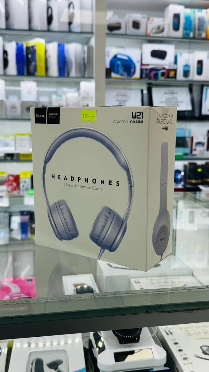 Hoco headphones with Wire