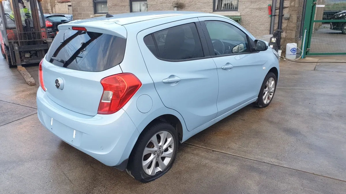 *For parts* Vauxhall Viva, 1.0 petrol 5 speed 2016 - Image 2