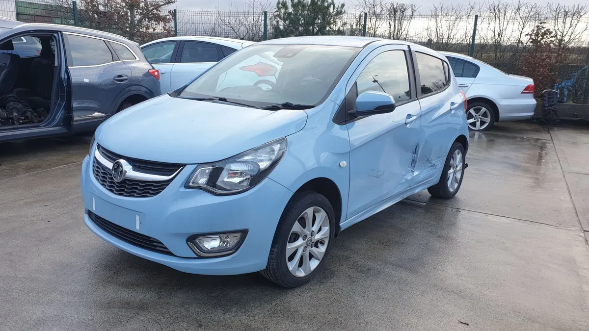 *For parts* Vauxhall Viva, 1.0 petrol 5 speed 2016 - Image 3