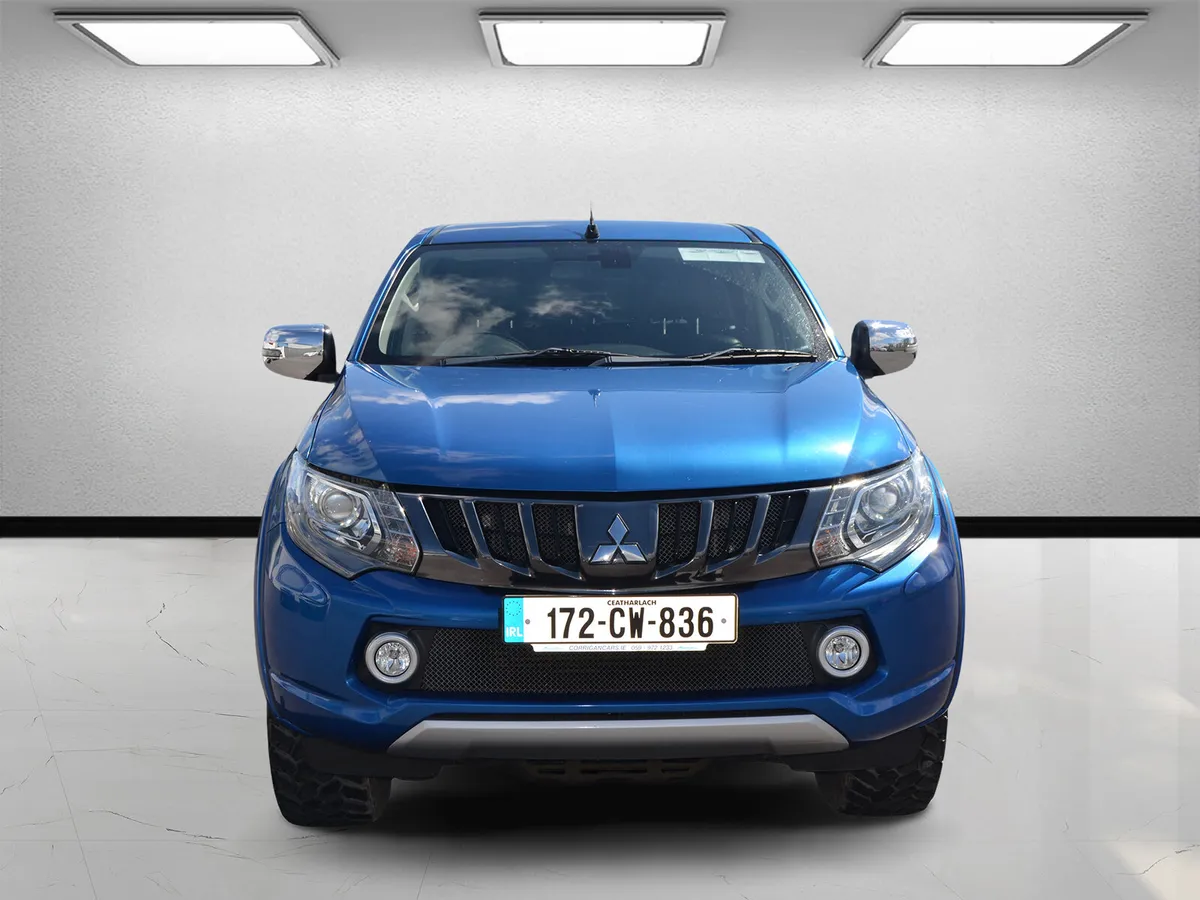 Mitsubishi L200 BARBARIAN AUTO LOW MILES - Image 2