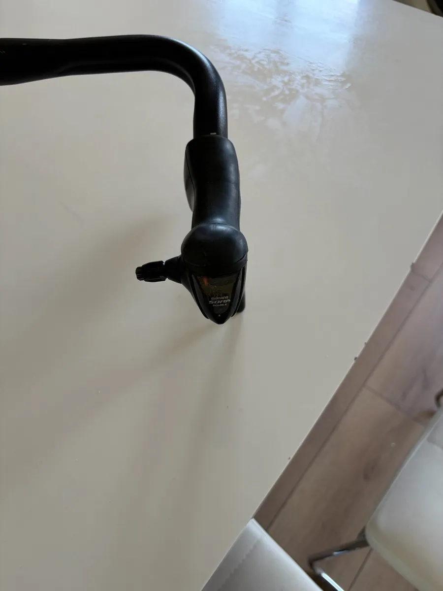 ROAD BIKE HANDLE BAR WITH SHIFTERS - Image 3