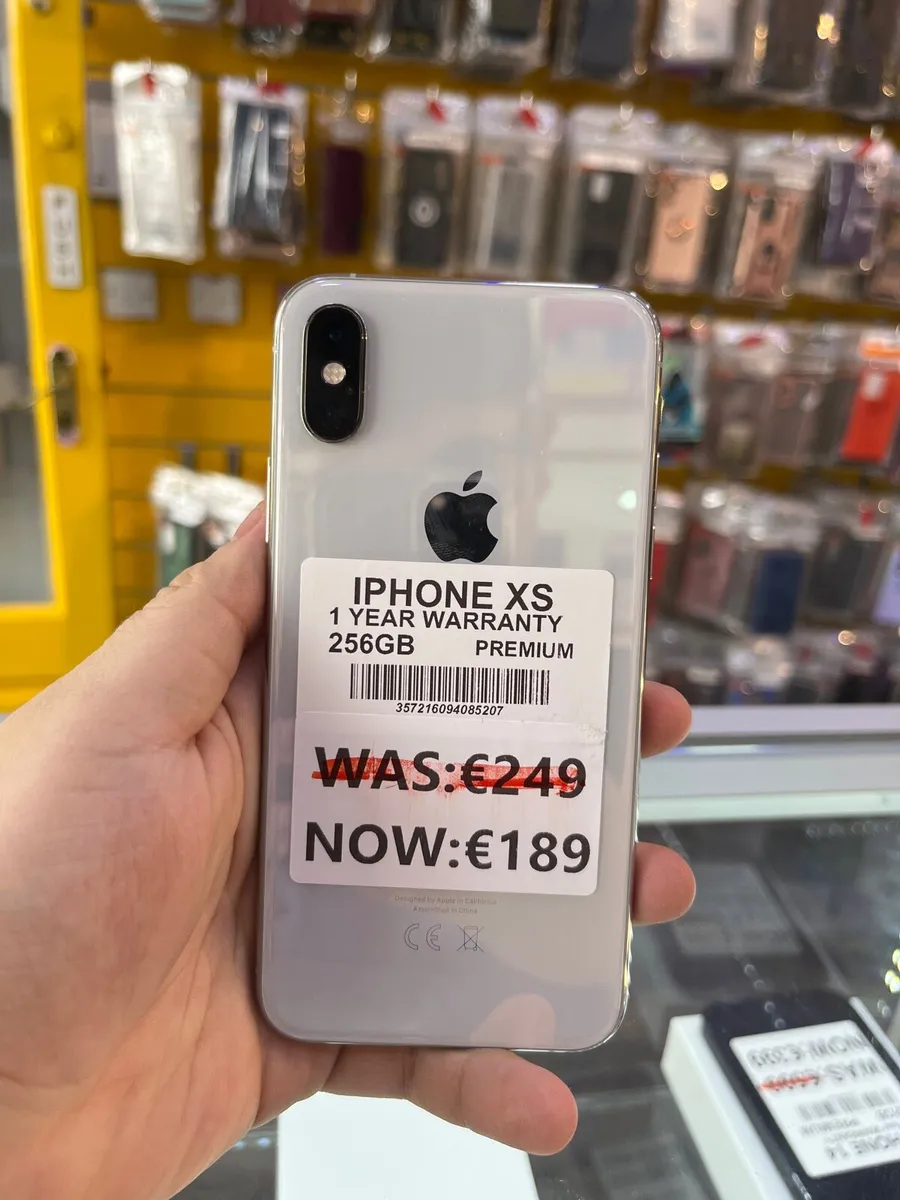 iPhone XS 1 year warranty and 256GB - Image 1