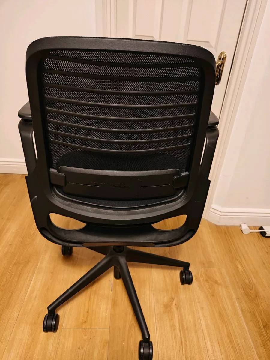 Steelcase series 1 office chair - Image 2