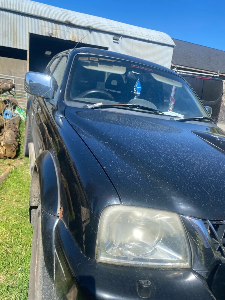 Mitsubishi warrior - Image 1