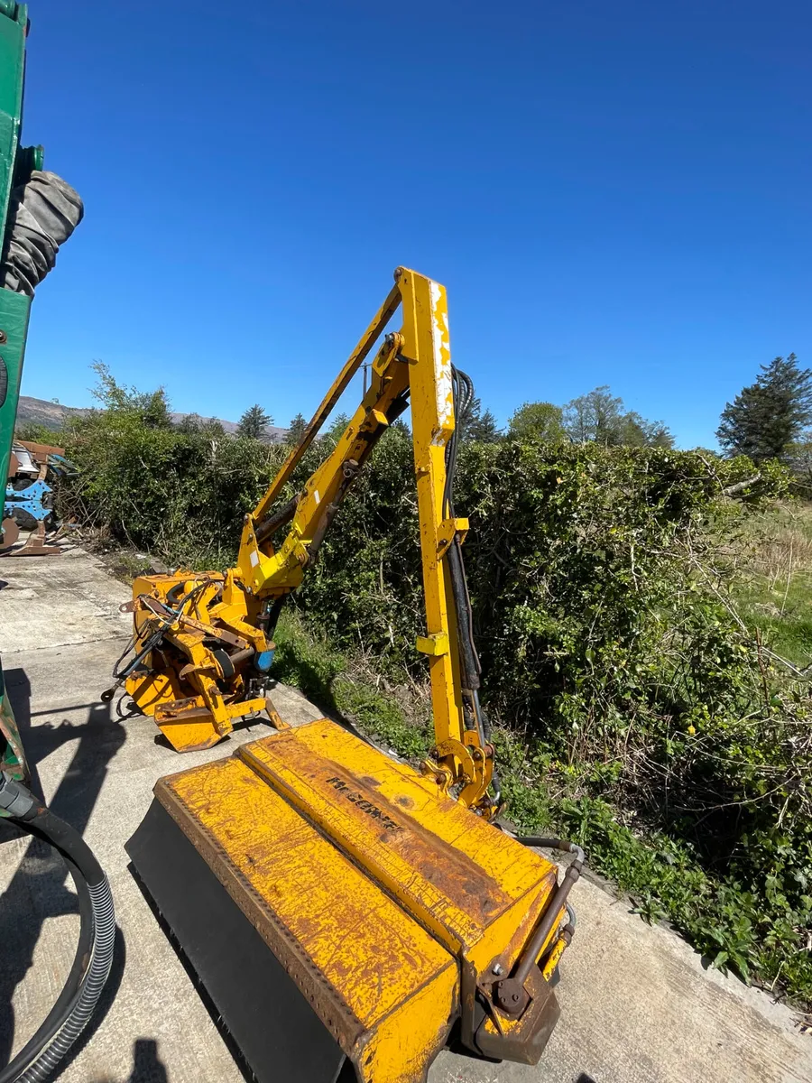 McConnel PA93 HedgeCutter - Image 1