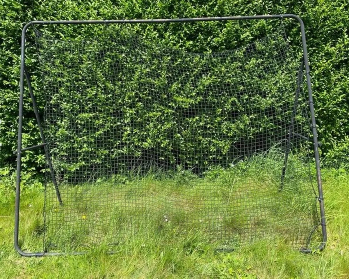 Precision Training Pro Jumbo Rebounder 9ft x 7ft - Image 1