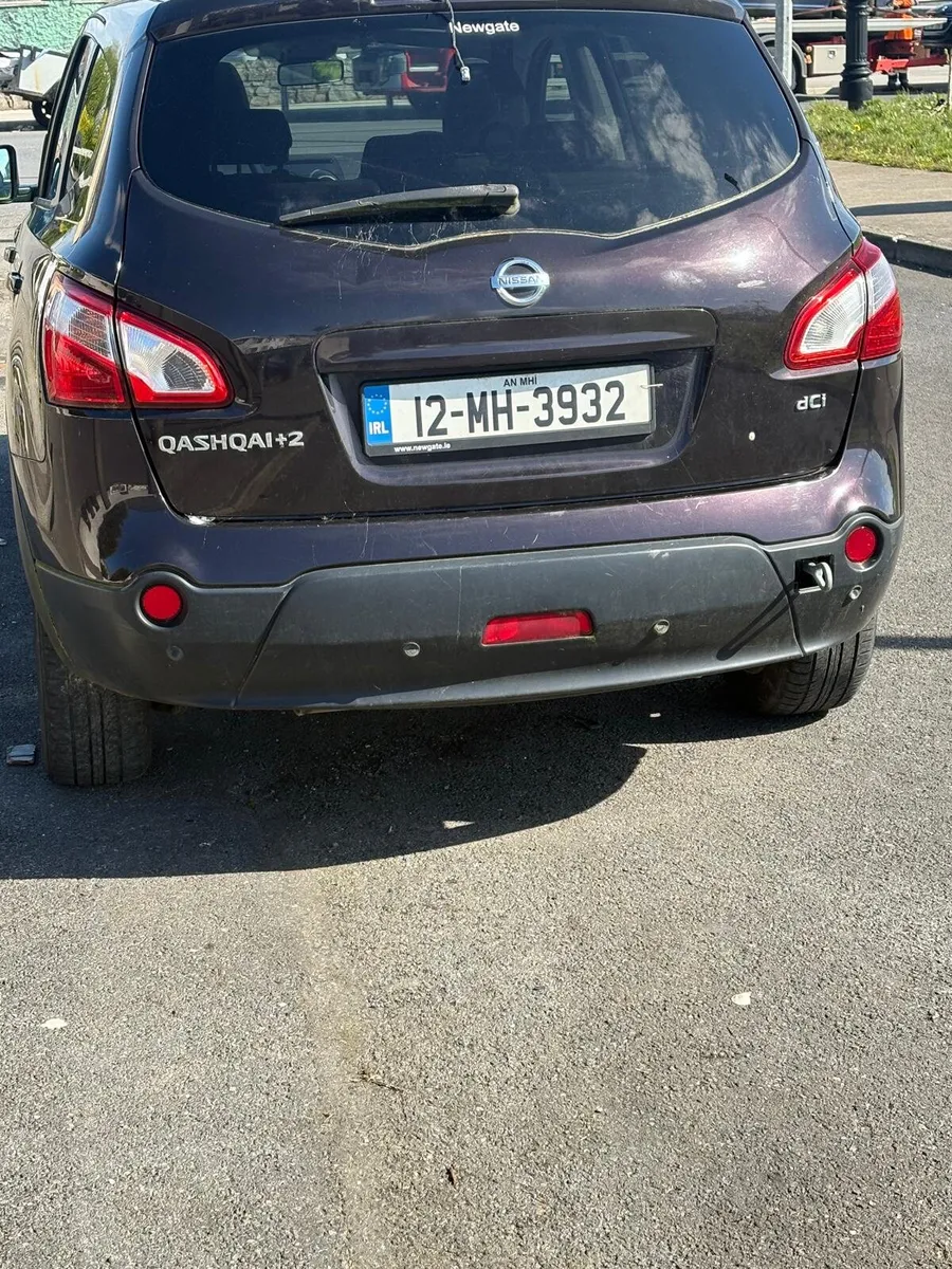 2012 Nissan Qashqai 7 seater - Image 3