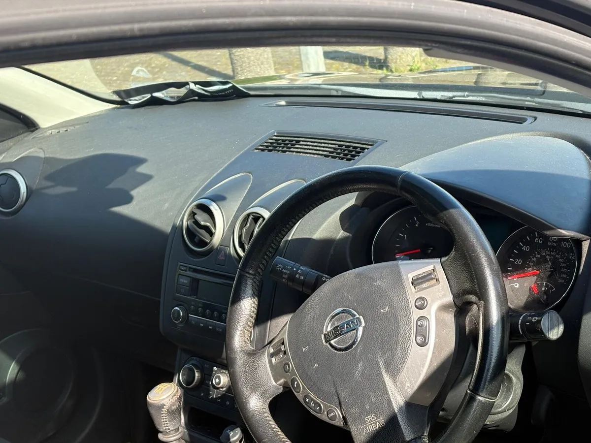 2012 Nissan Qashqai 7 seater - Image 4