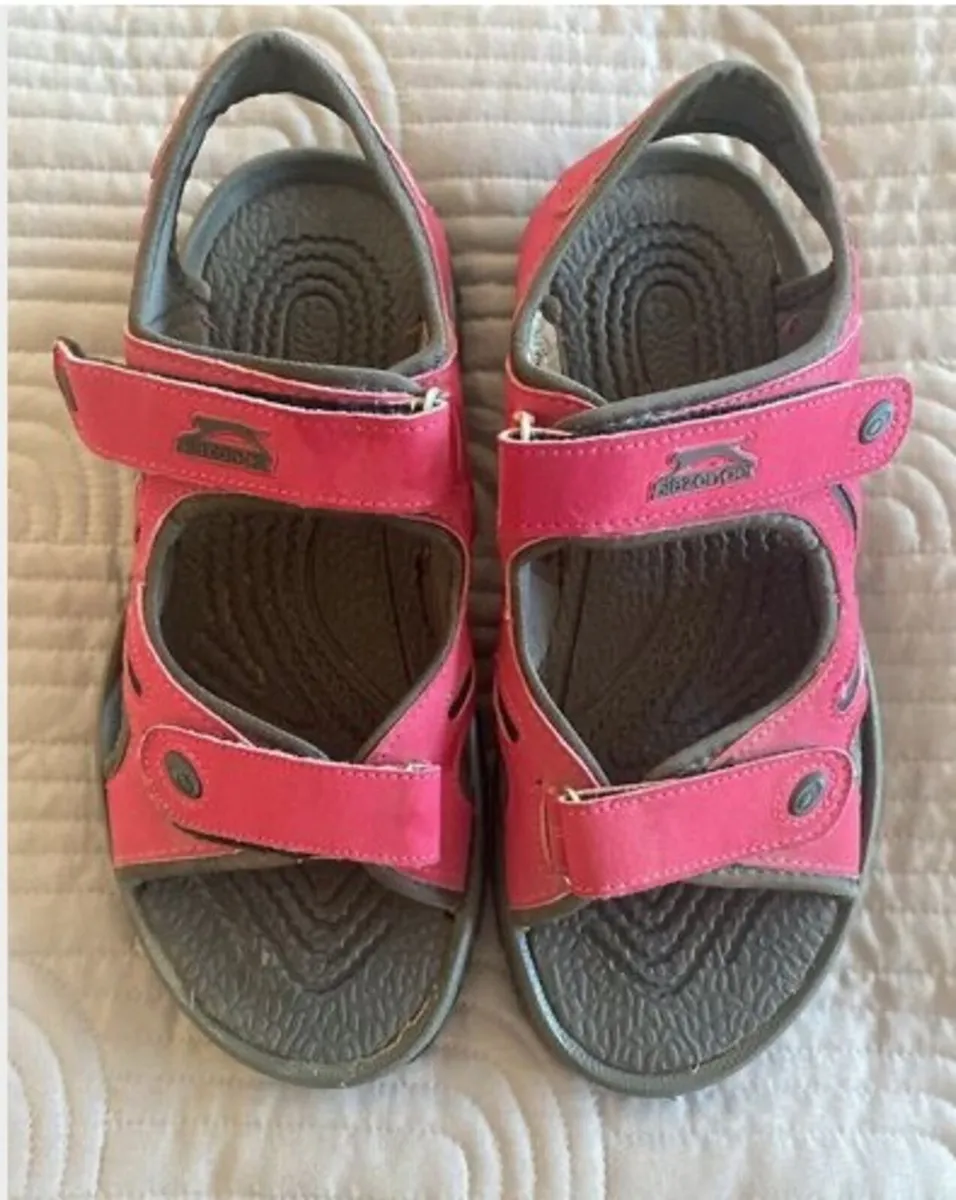 Sandals - Slazenger - Size 6UK - Image 1