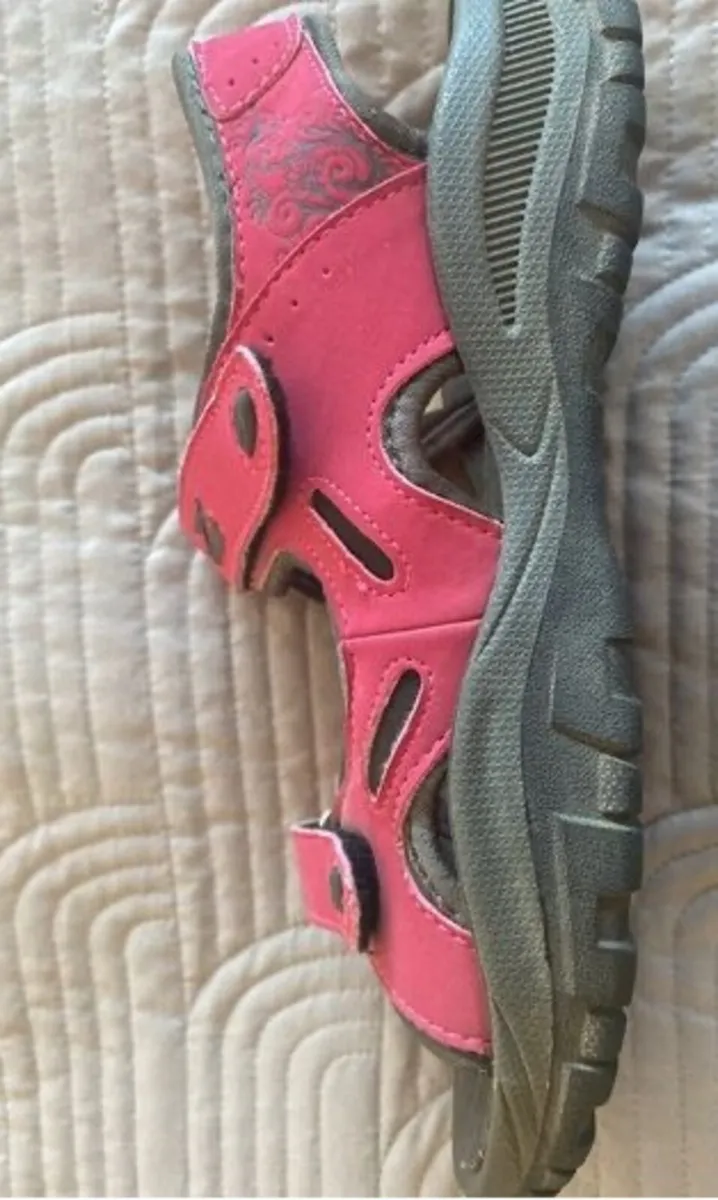 Sandals - Slazenger - Size 6UK - Image 3