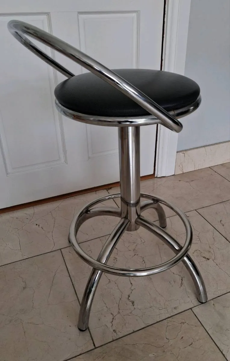 3* bar/kitchen stools for sale - Image 2