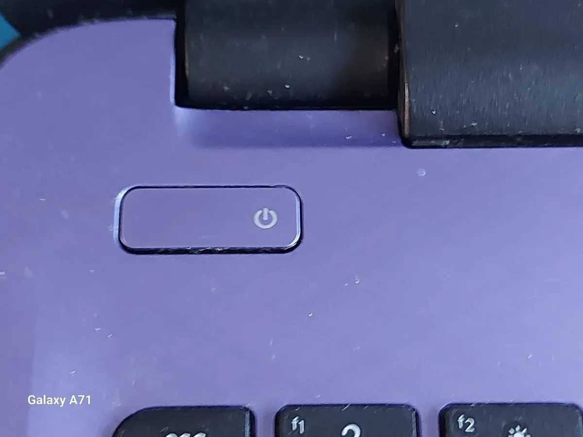 HP 15.6 inch Laptop 4GB Ram, 1TB HDD, Win10 Purple - Image 4