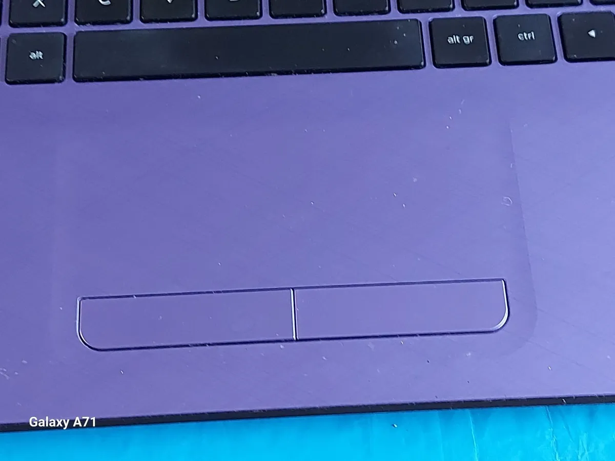 HP 15.6 inch Laptop 4GB Ram, 1TB HDD, Win10 Purple - Image 2