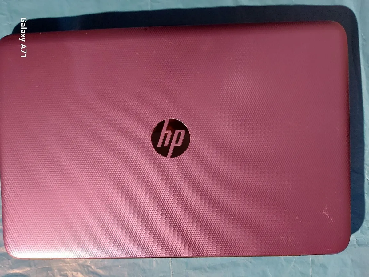 HP 15.6 inch Laptop 4GB Ram, 1TB HDD, Win10 Purple - Image 1