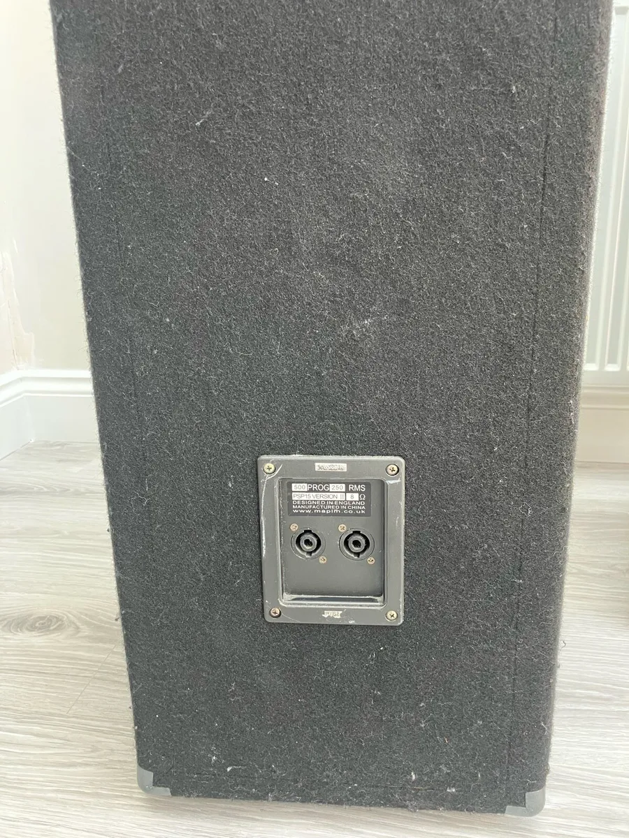 Speakers and amplifier - Image 2