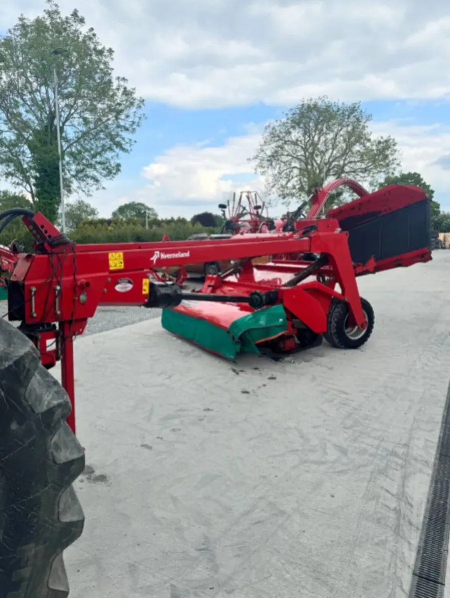 Kverneland 4328LT C/W Grouper - Image 2