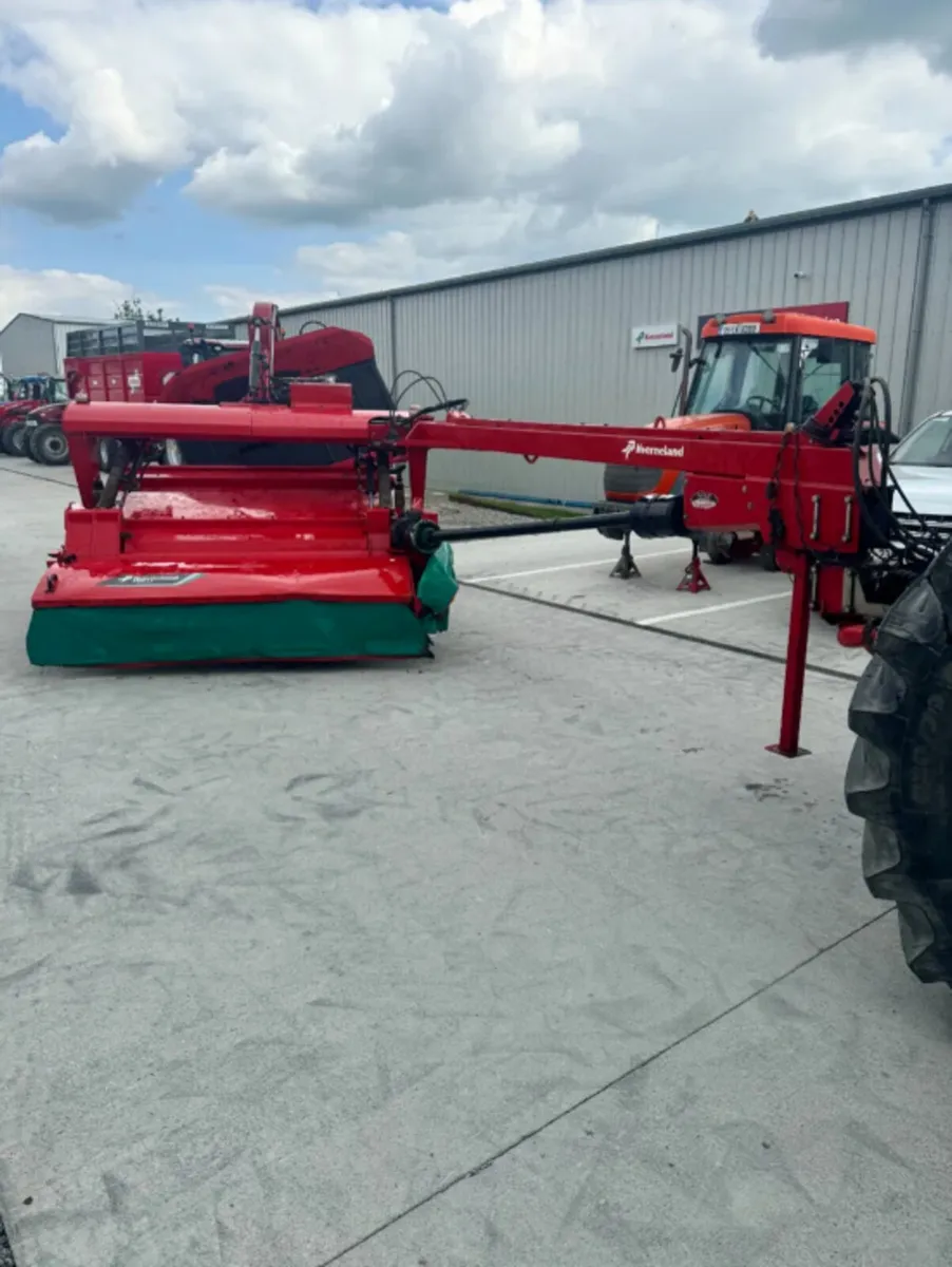 Kverneland 4328LT C/W Grouper - Image 1