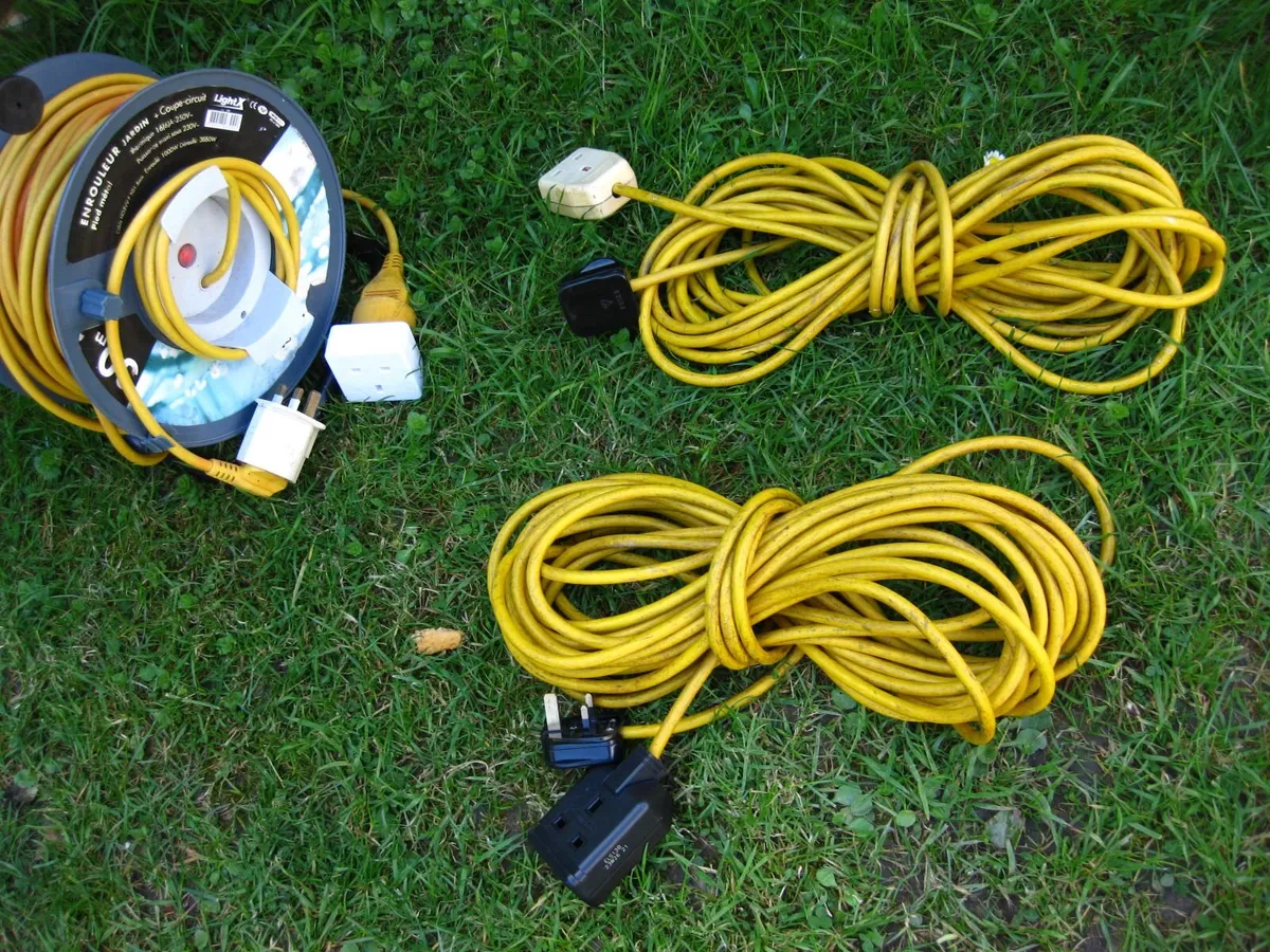 60 Meters 200 Feet / 3 Heavy Duty Extension Leads. - Image 2