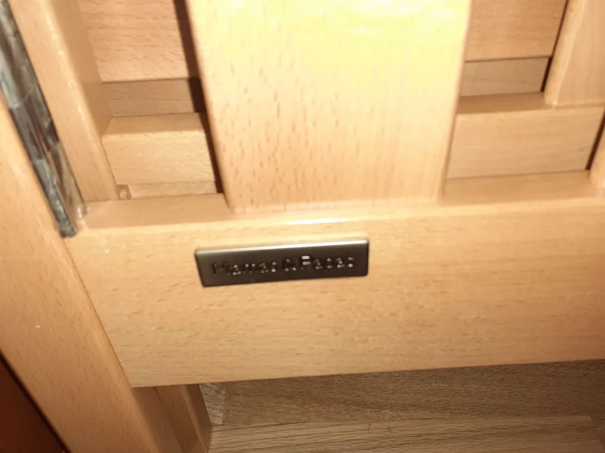 M&P Solid wood cot - Image 3