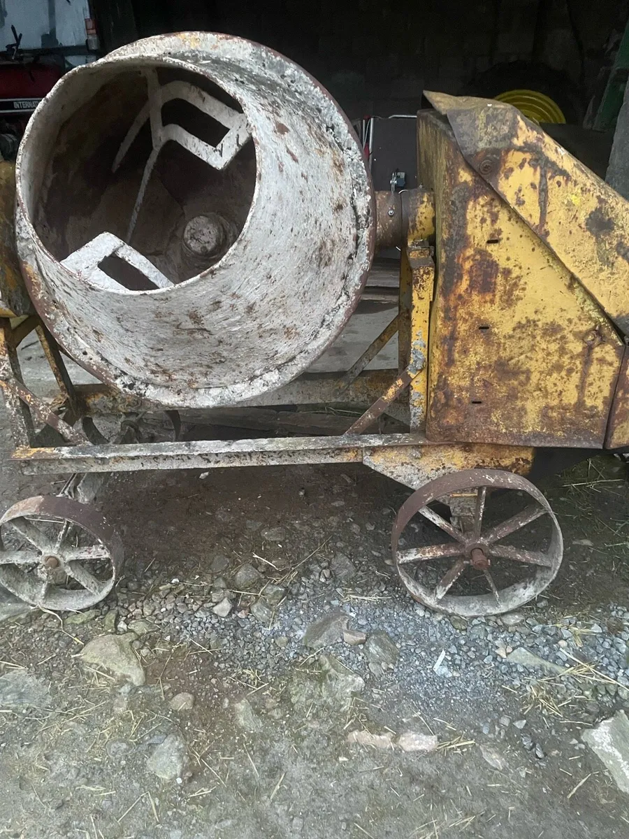 Diesel cement mixer - Image 2