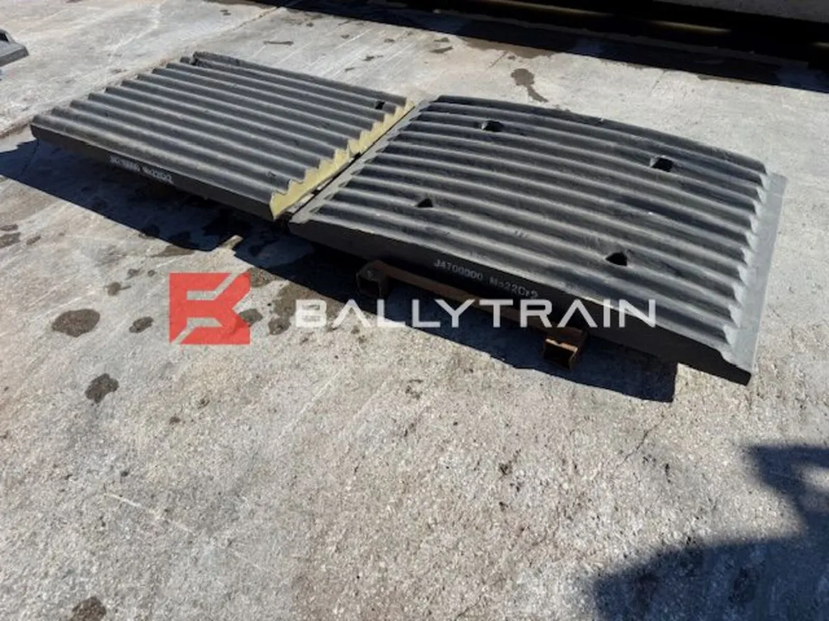 Sandvik QJ341 Jaw Plates -Extec C12  Sandvik QJ340 - Image 1