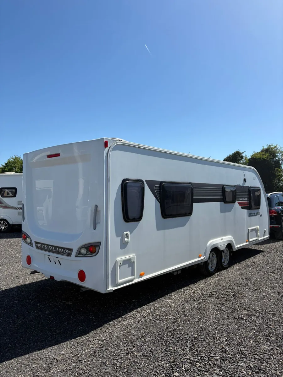 Swift Sterling Eccles 4 Berth Fixed Bed Caravan - Image 3